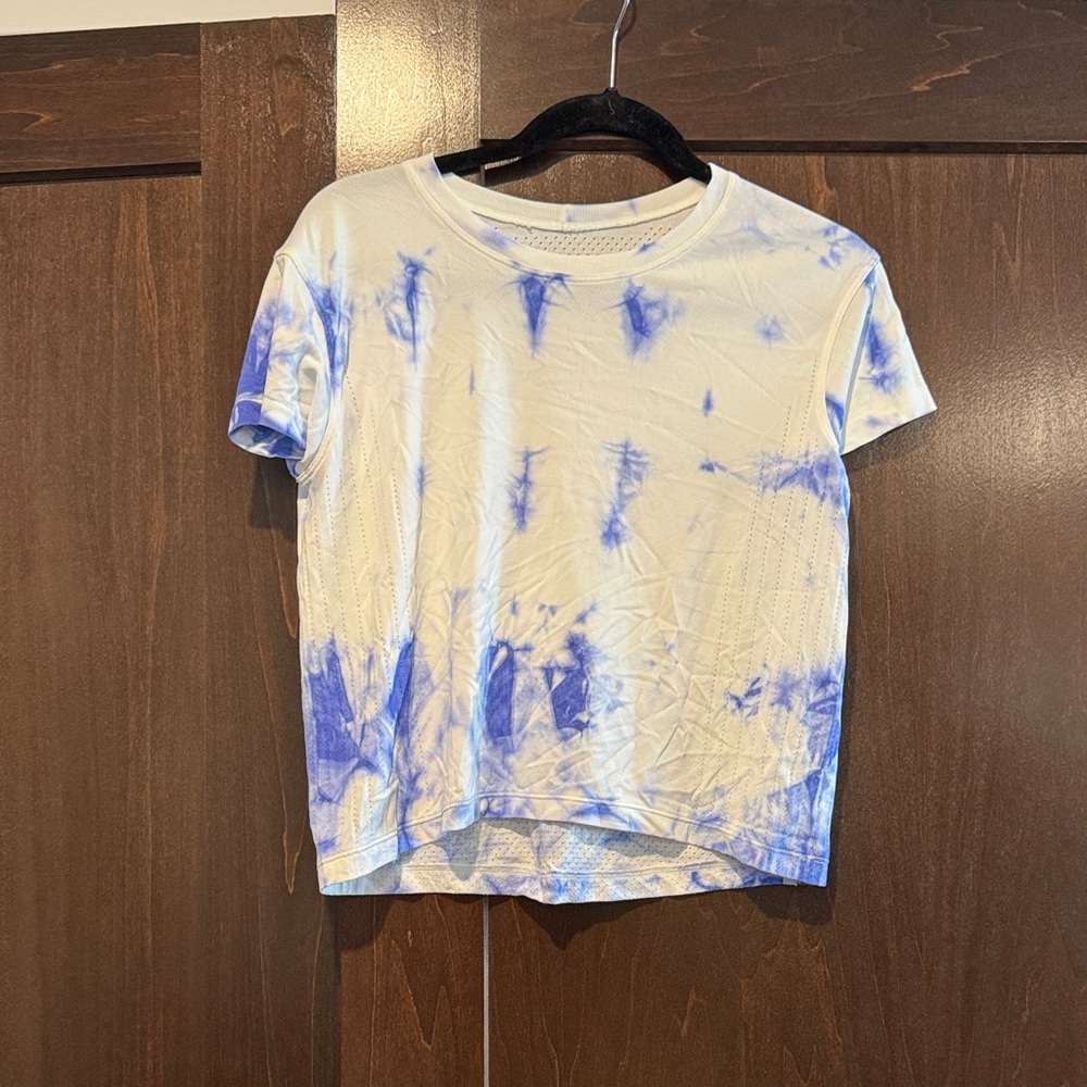 lululemon athletica White and Blue Tie-Dye Tee